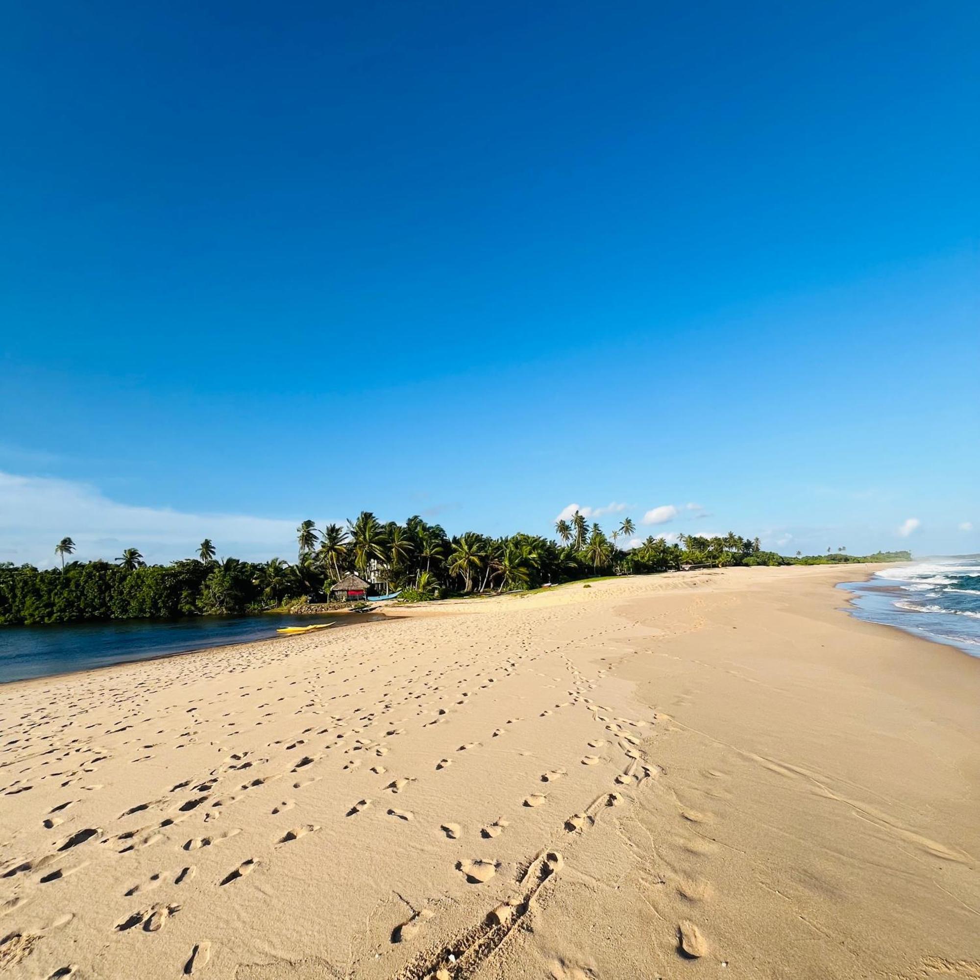 Hanguk Lanka Lagoon Villa Тангале Екстериор снимка