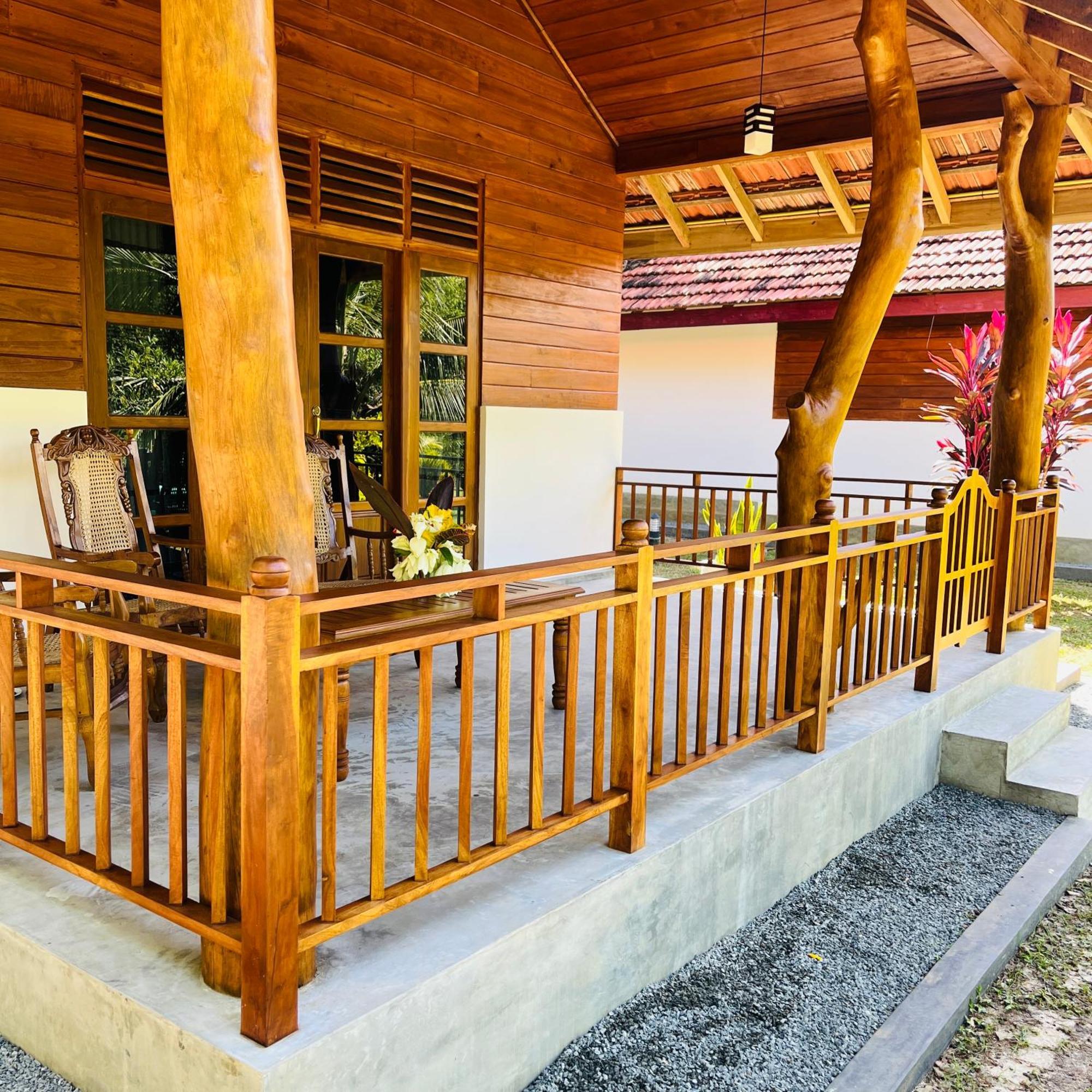 Hanguk Lanka Lagoon Villa Тангале Екстериор снимка