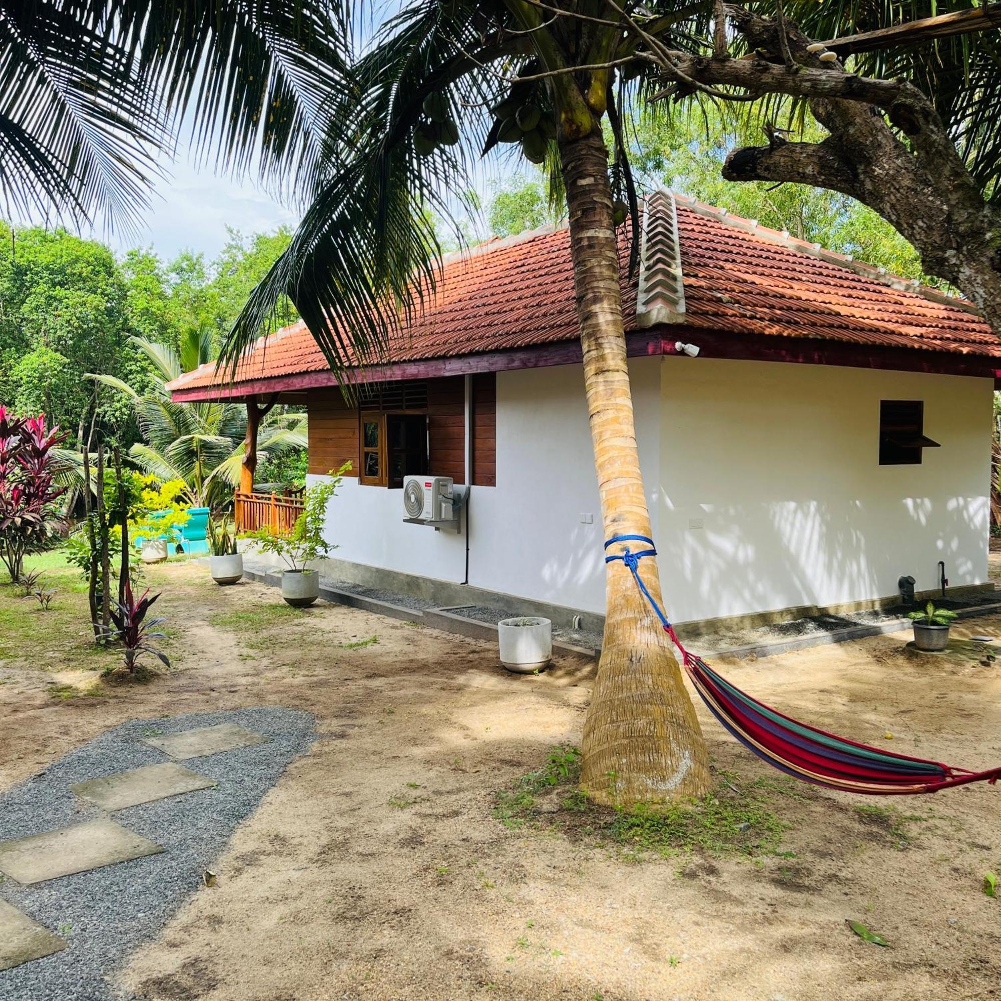 Hanguk Lanka Lagoon Villa Тангале Екстериор снимка