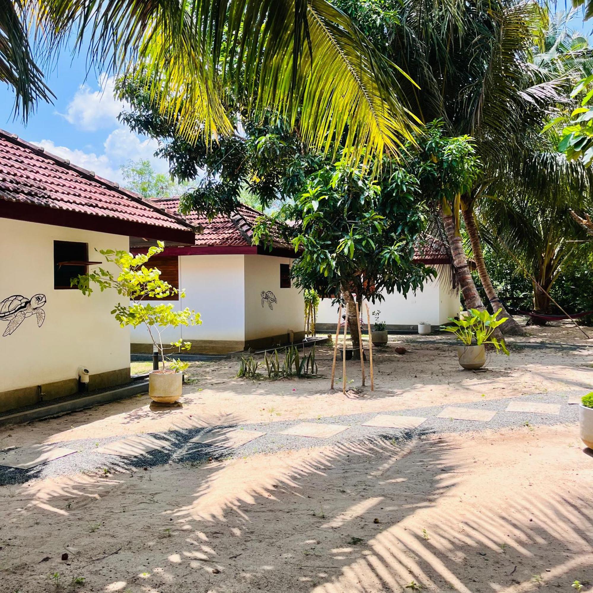 Hanguk Lanka Lagoon Villa Тангале Екстериор снимка