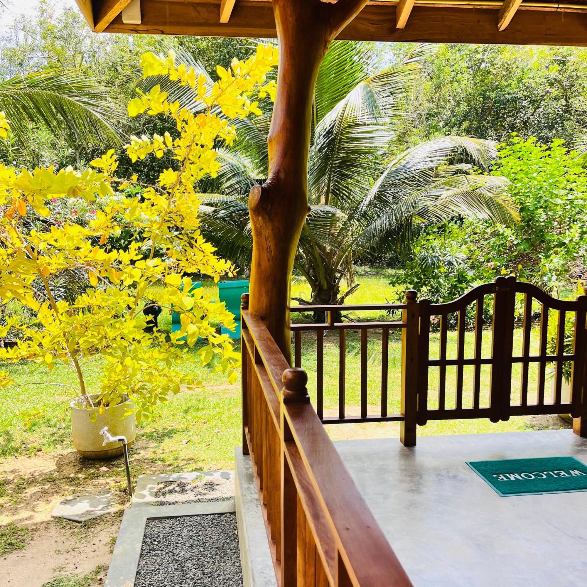 Hanguk Lanka Lagoon Villa Тангале Екстериор снимка