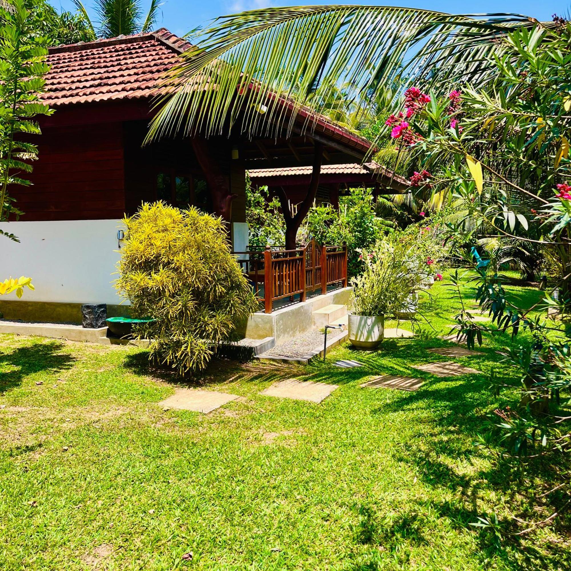 Hanguk Lanka Lagoon Villa Тангале Екстериор снимка