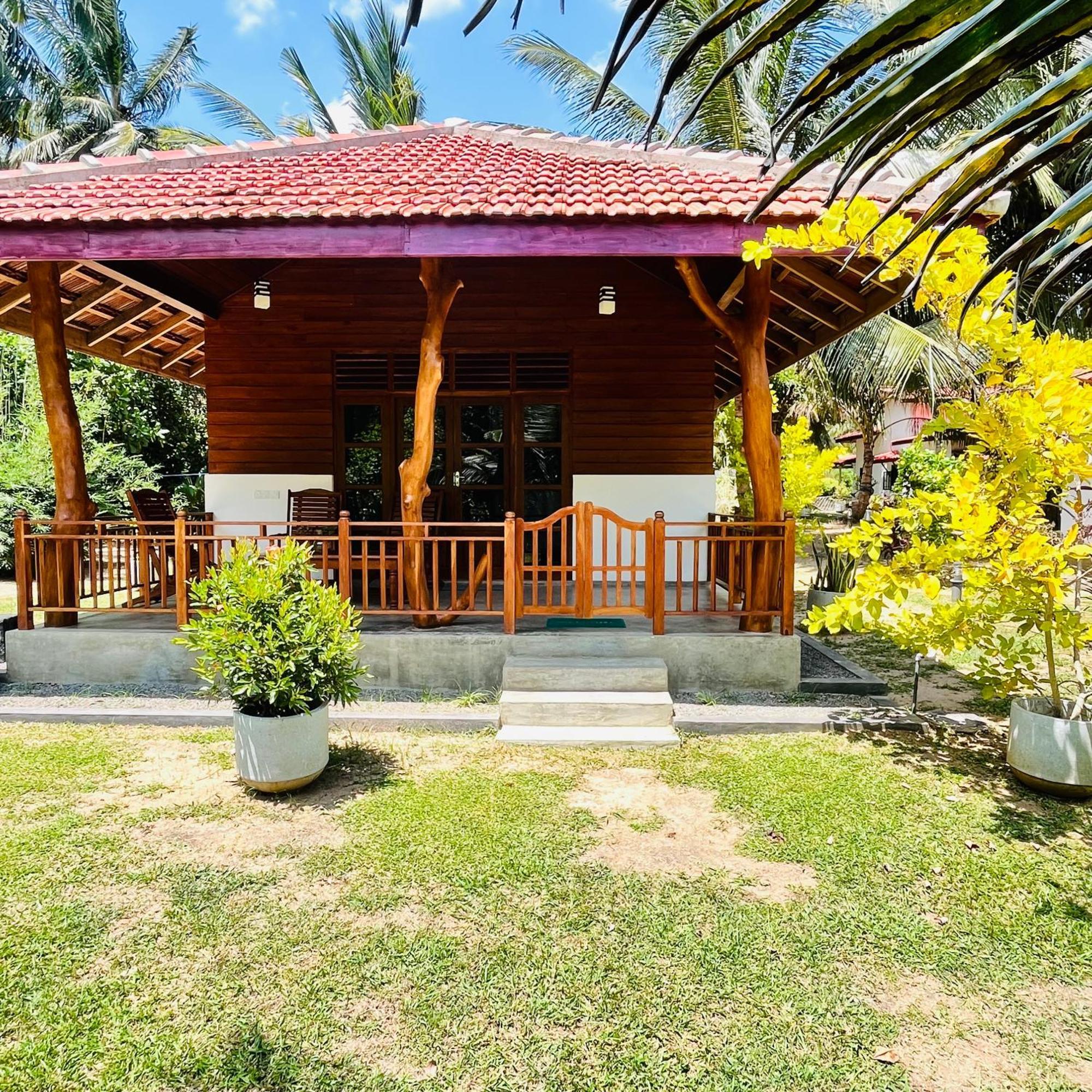 Hanguk Lanka Lagoon Villa Тангале Екстериор снимка