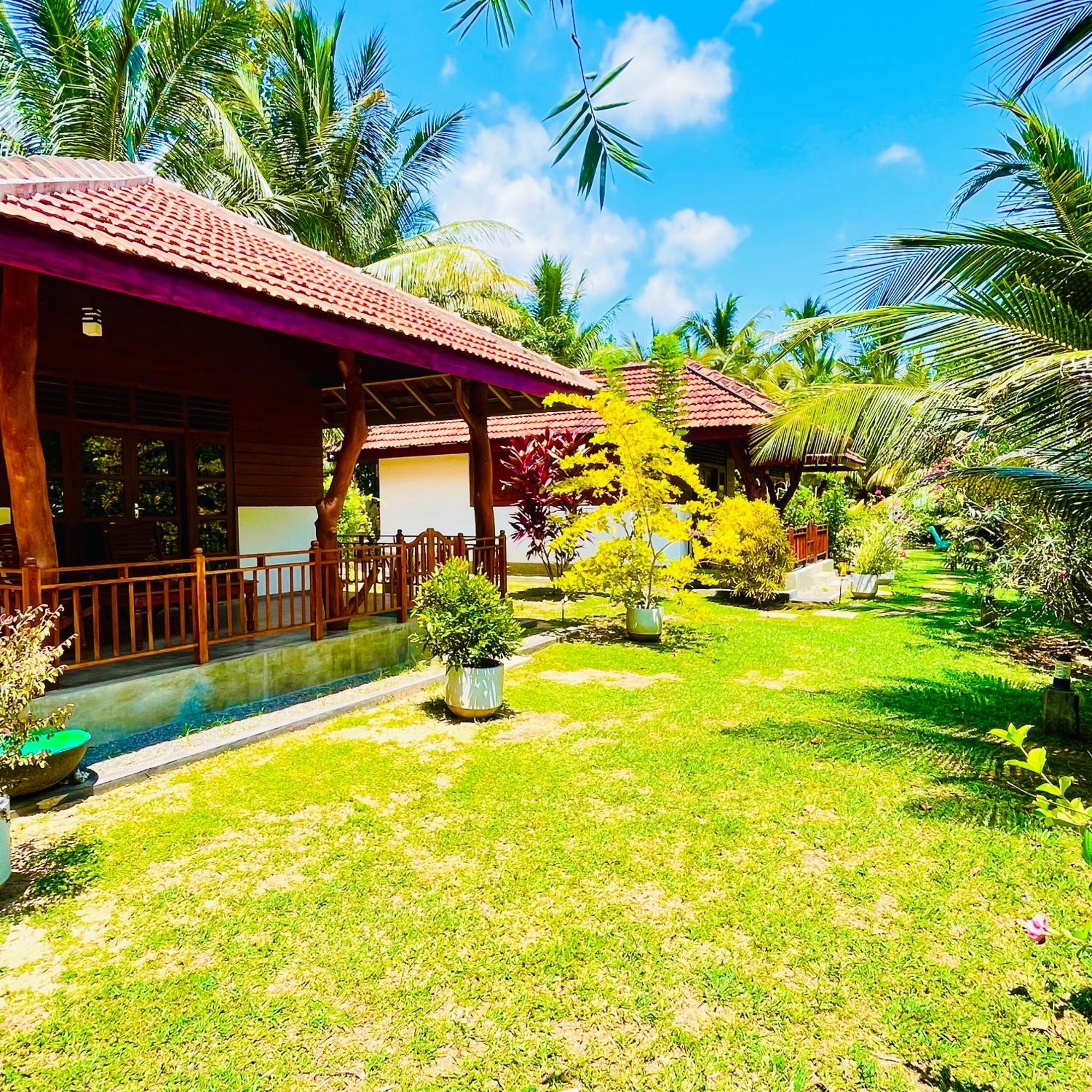 Hanguk Lanka Lagoon Villa Тангале Екстериор снимка