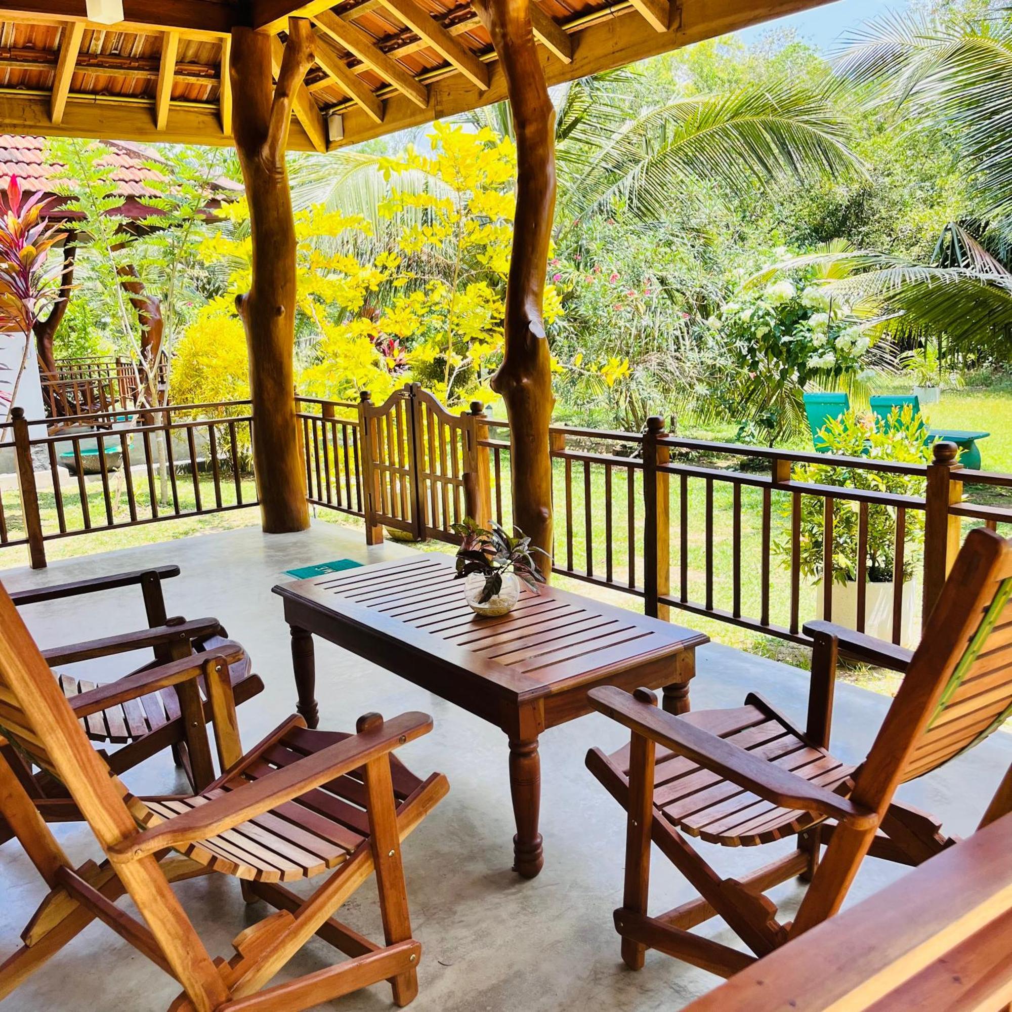 Hanguk Lanka Lagoon Villa Тангале Екстериор снимка