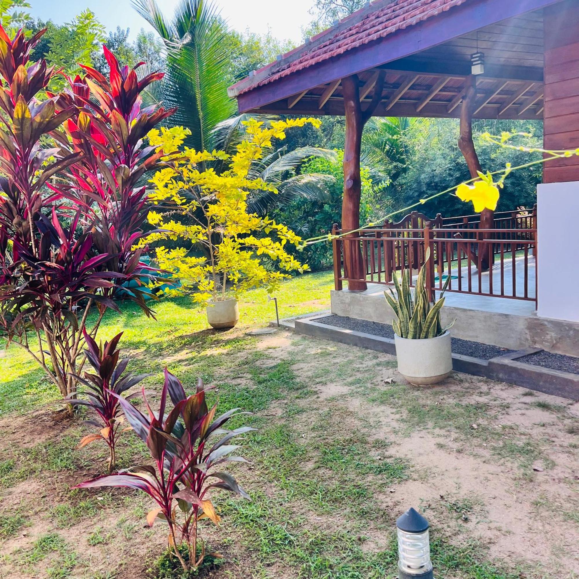 Hanguk Lanka Lagoon Villa Тангале Екстериор снимка